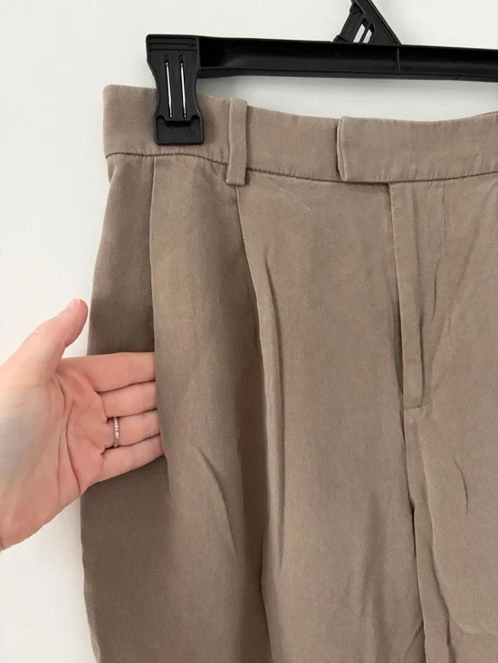 Everlane The Put Together Lyocell Pleated Front Tapered Leg Cuffed Hem Trousers - Picture 4 of 12